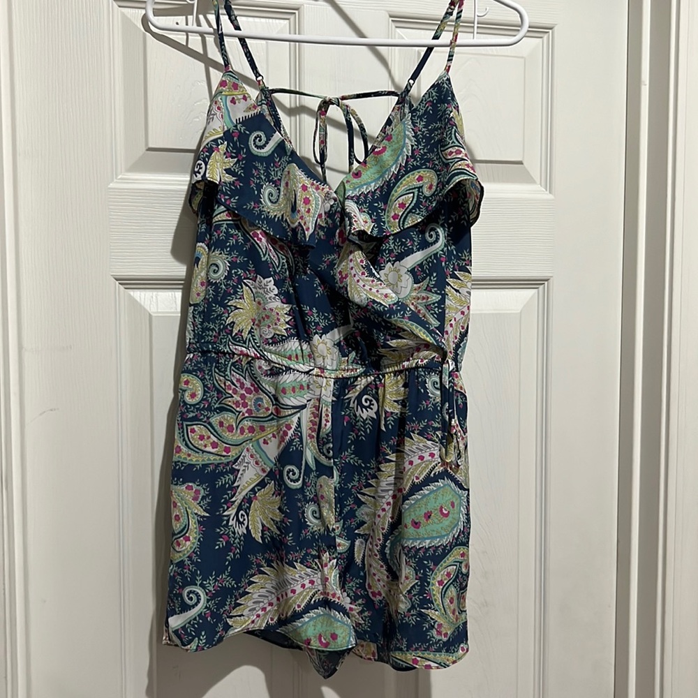 American Eagle jumper shorts size Small